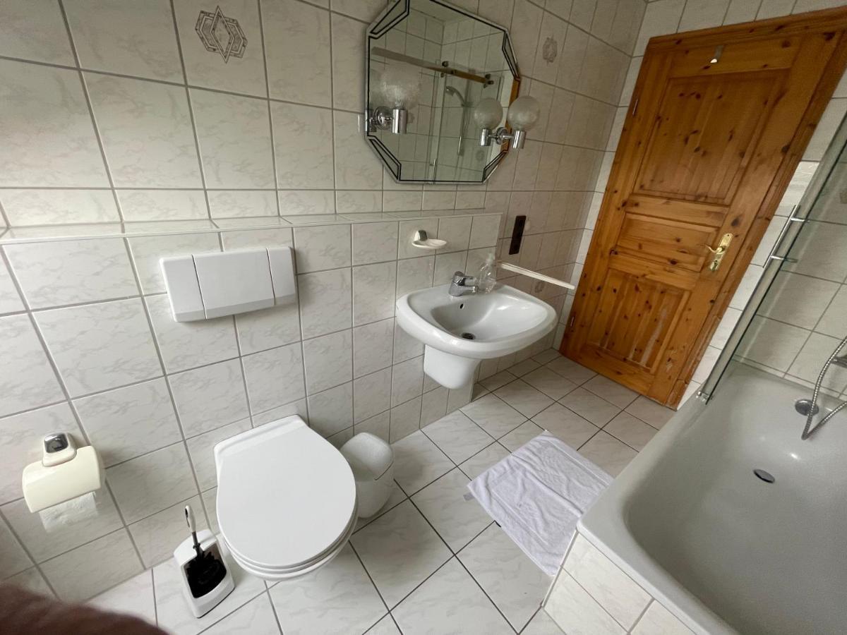 Ferienwohnung Zum Nuerburgring Munk Buitenkant foto